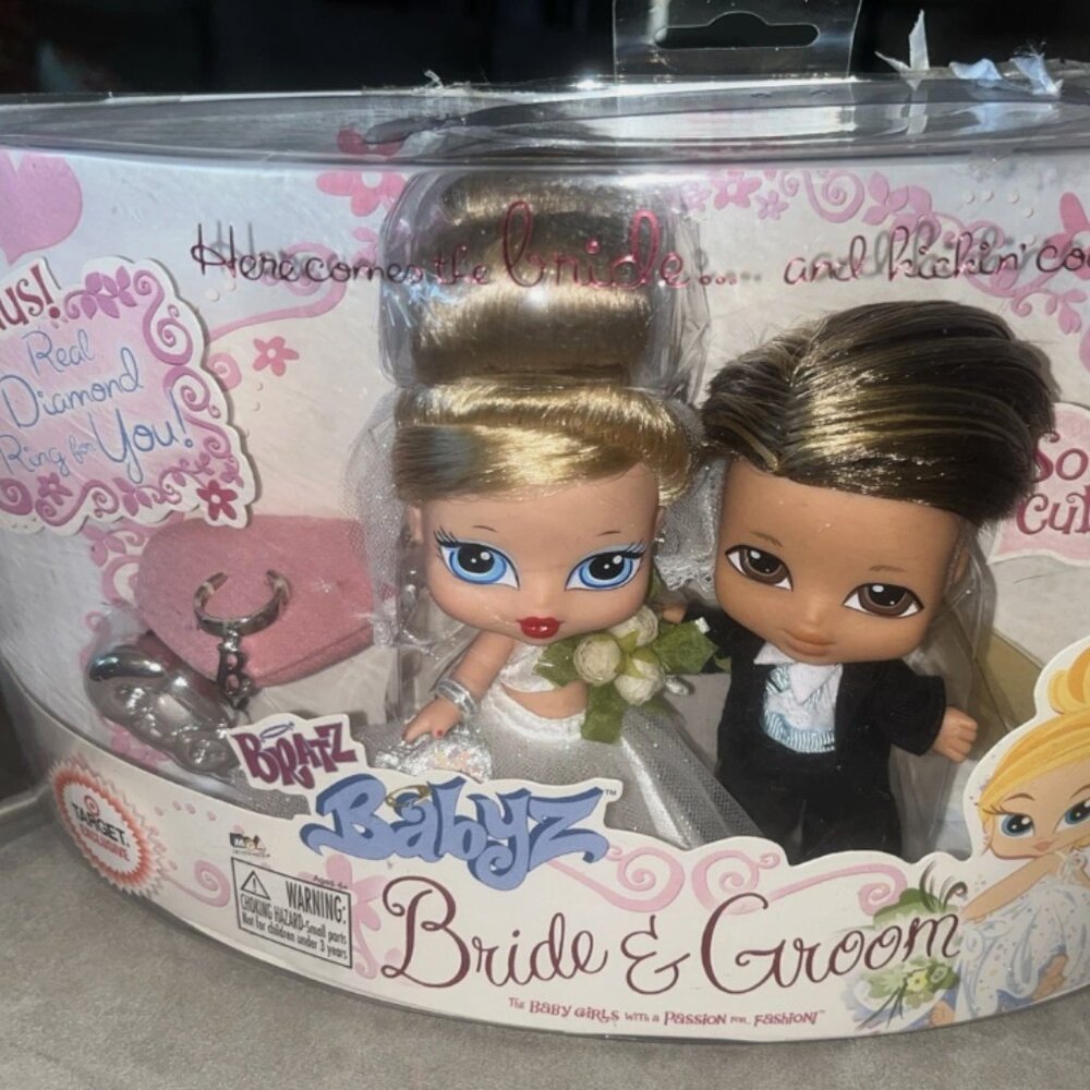 NEW Vintage BRATZ BABYZ Bride & Groom Doll SET Target Exclusive Wedding Shower